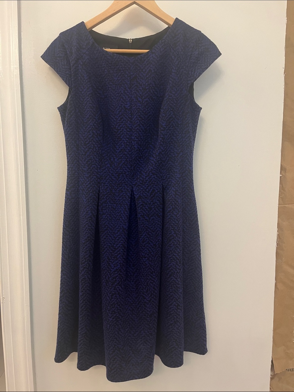 Classic Navy Cap-Sleeve Fit & Flare Dress-Sz S